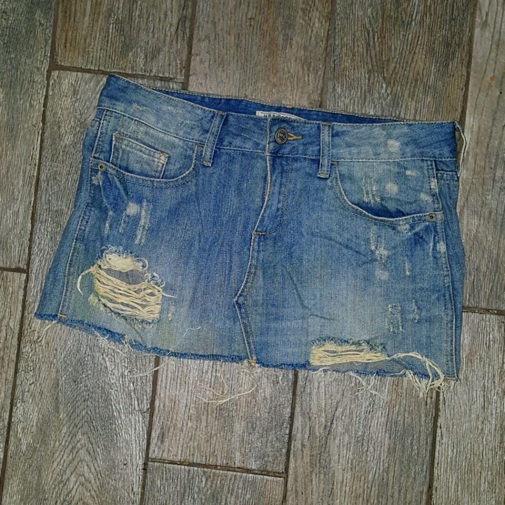 Juniors denim skirt size 5